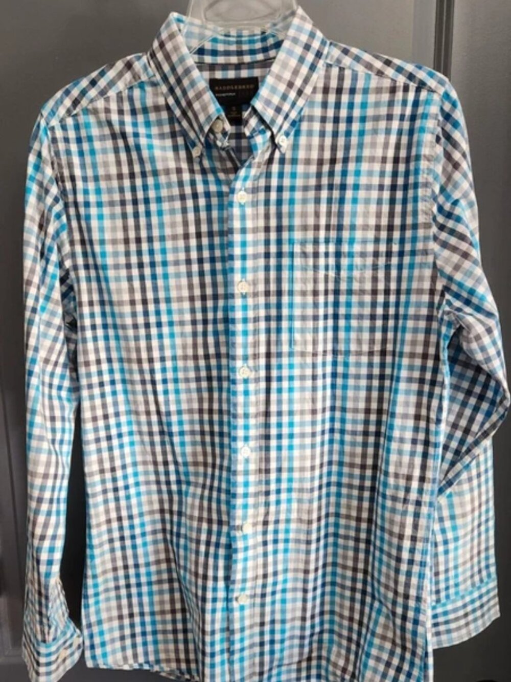 Saddlebred 1888 tailored fit poplin long sleeve button-up